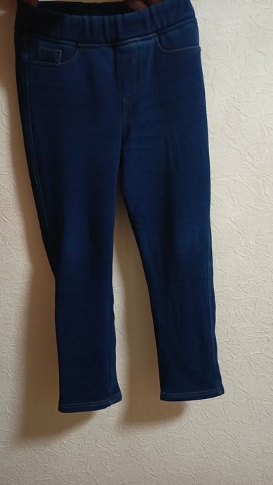 Джинсы тёплые б/у, в отличном состоянии.