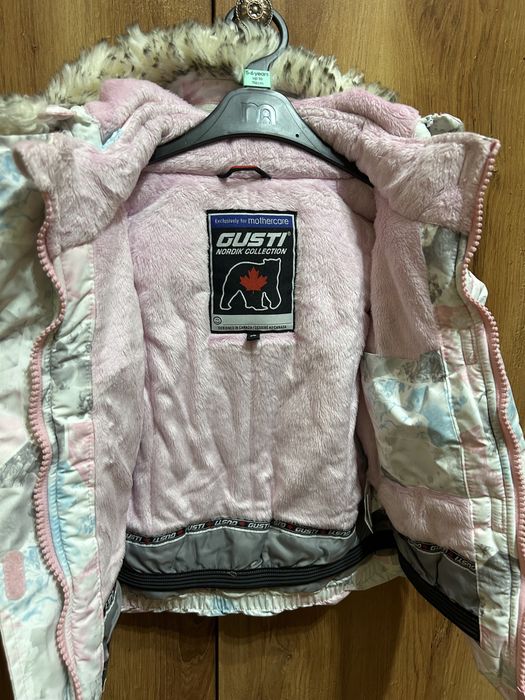 Продам куртку зимнюю на девочку