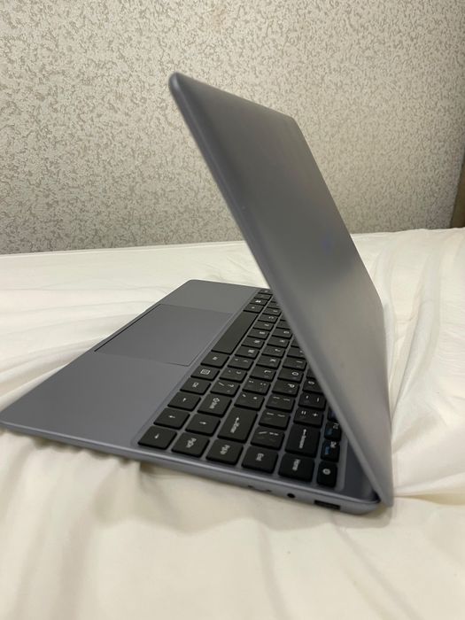 Продам ноутбук новый