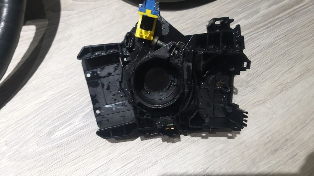 руль и подушка рулья с шлейфом торг есть