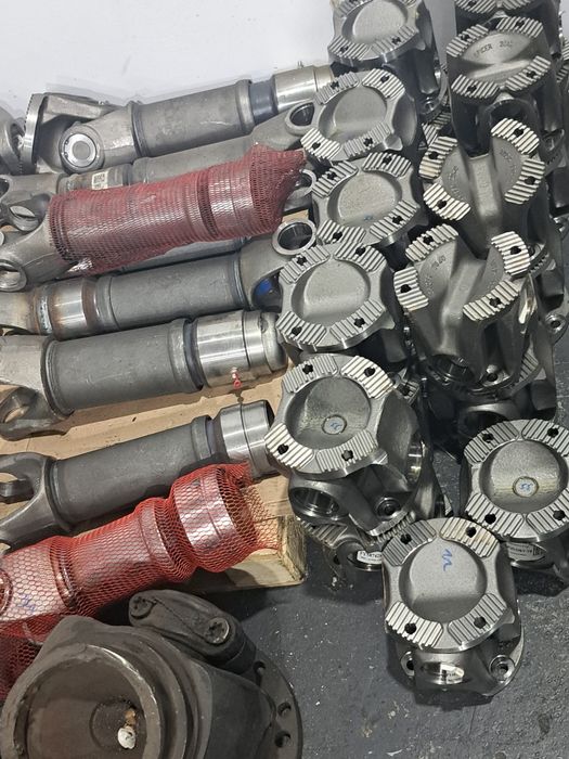 REPARATII CARDANE Camioane cu rulment si interaxiale