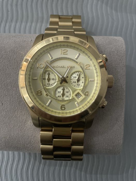 Часовник Michael Kors