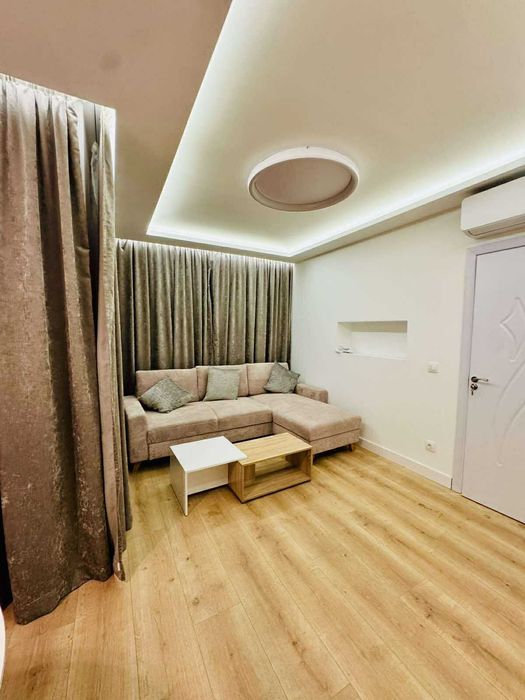 Дава се под наем Двустаен апартамент в София, Манастирски ливади - 78 кв.м за 899 € - Снимка #1