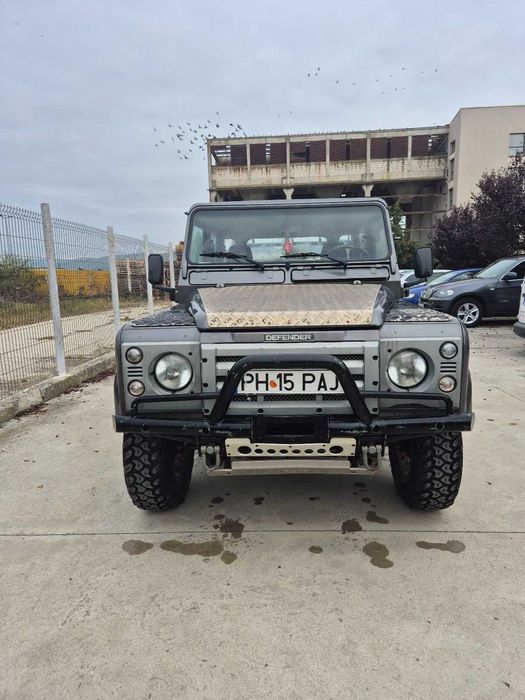 Land Rover  DEFENDER