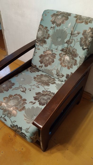 Продам мягкий уголок