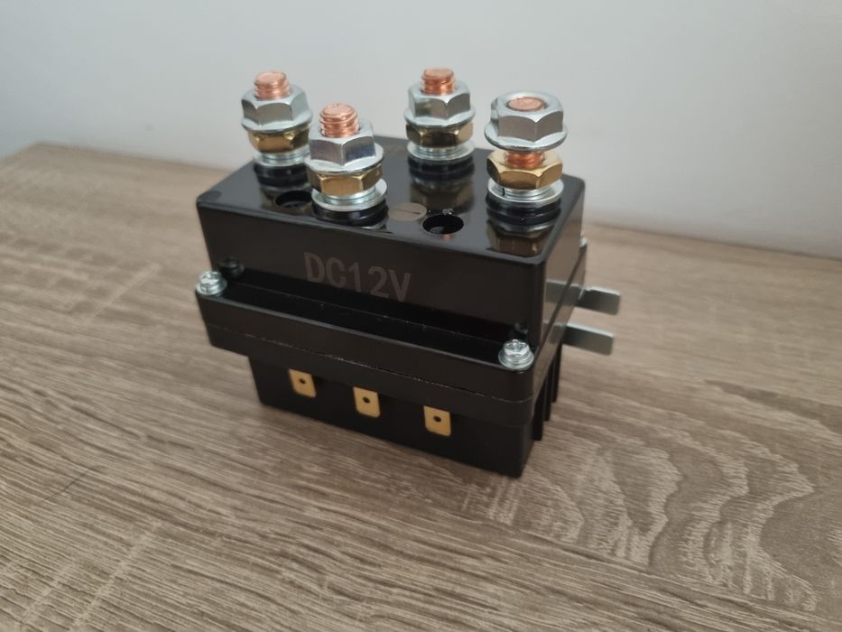 Releu  12V 500A – Pentru troliu