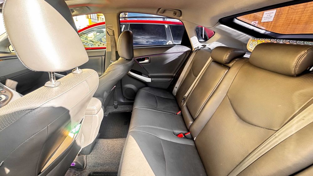 Toyota Prius 3  2010 hibrid