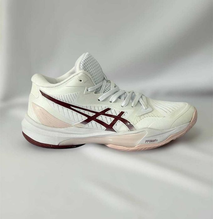 Волейбольные кроссовки 19900