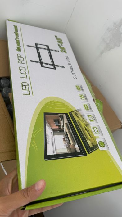 Кранштейн для телевизора