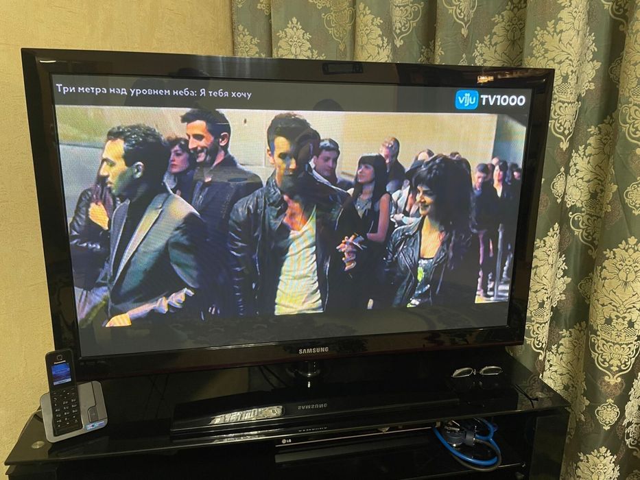 Продается телевизор