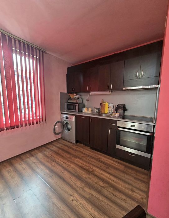 Етаж от къща гр.Кюстендил кв.Бузлуджа