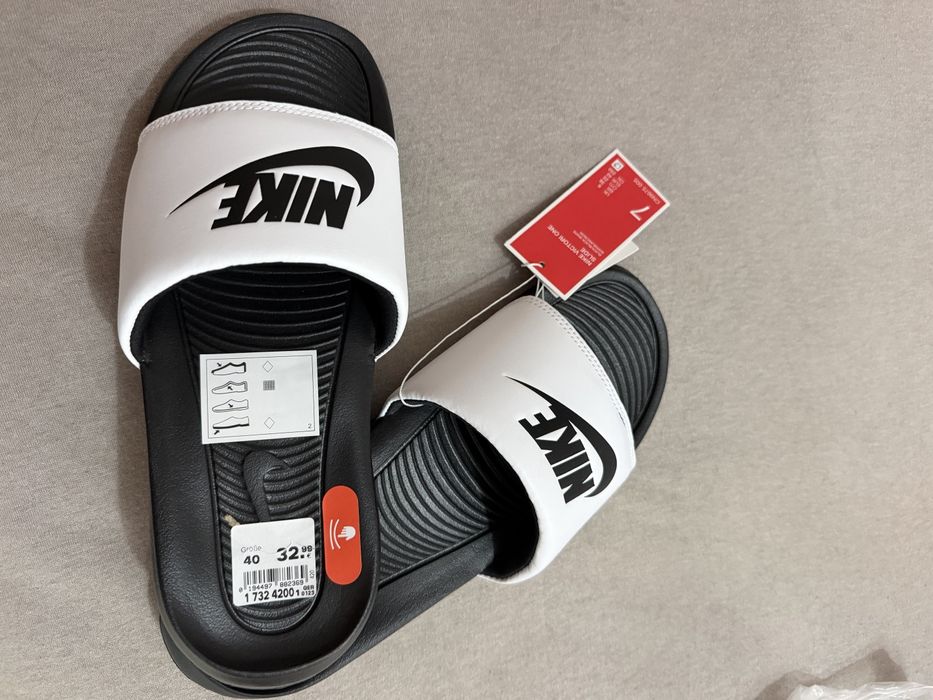 Nike чехли чисто нови