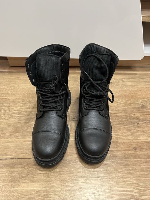 Нови мъжки боти с връзки