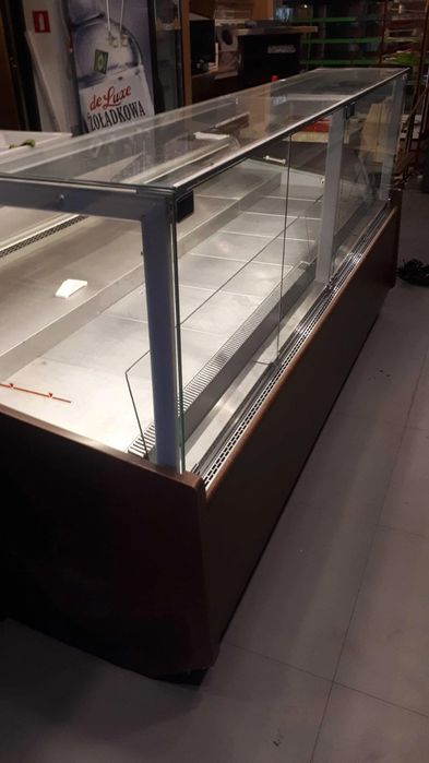 Vitrina frigorifica orizontala mezeluri/carne cu geamul drept