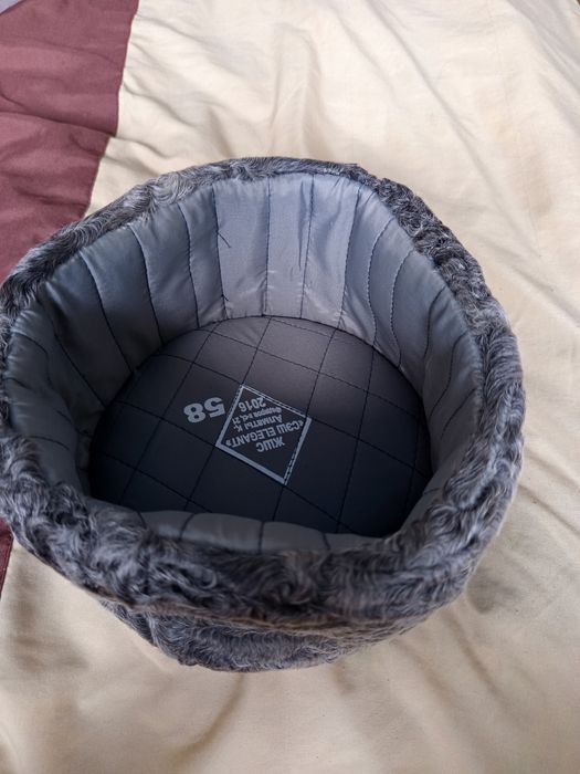 Каракульевая  шапка