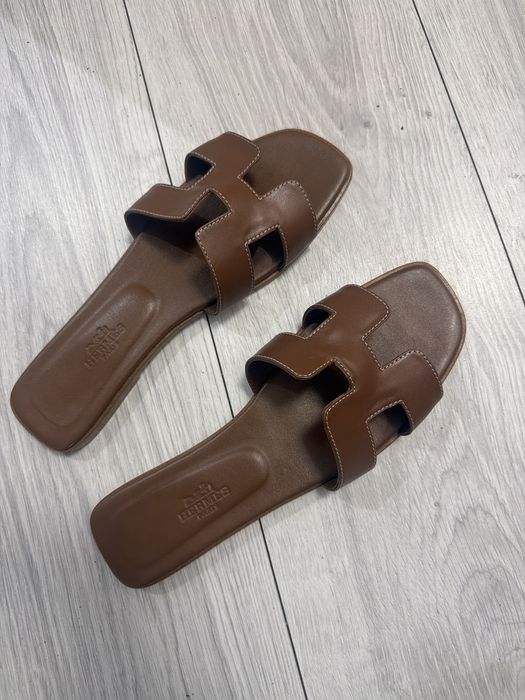 Papuci piele naturala  Hermes