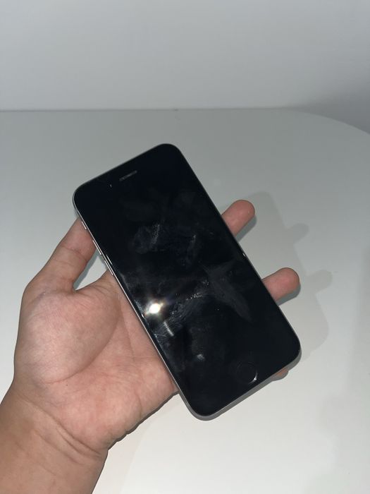 Продам Айфон 6 16гб