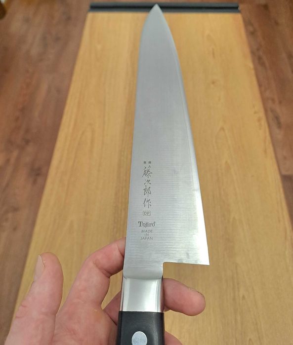 Кухненски нож Tojiro DP- 27см.