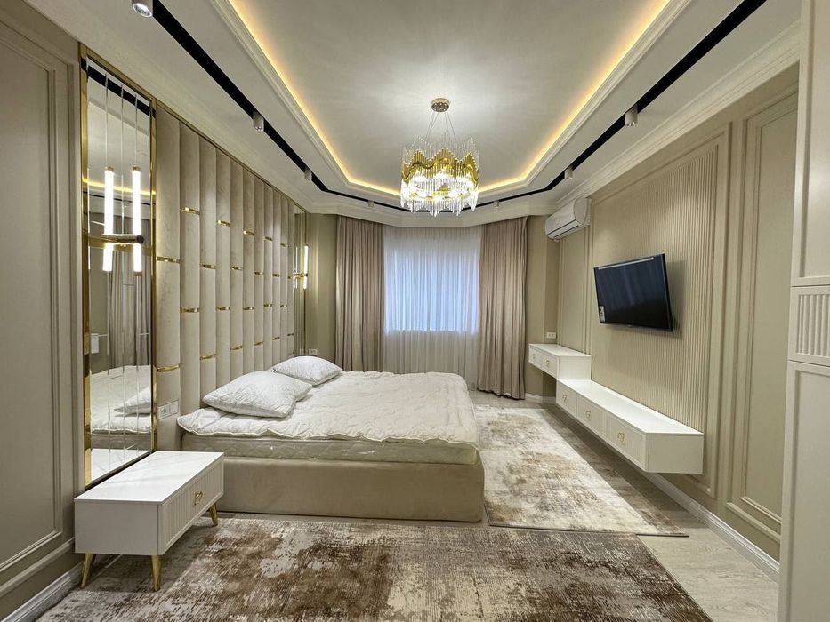 Dream House Продается 3 комнатная квартира ремонт 8-роддом, Глинка