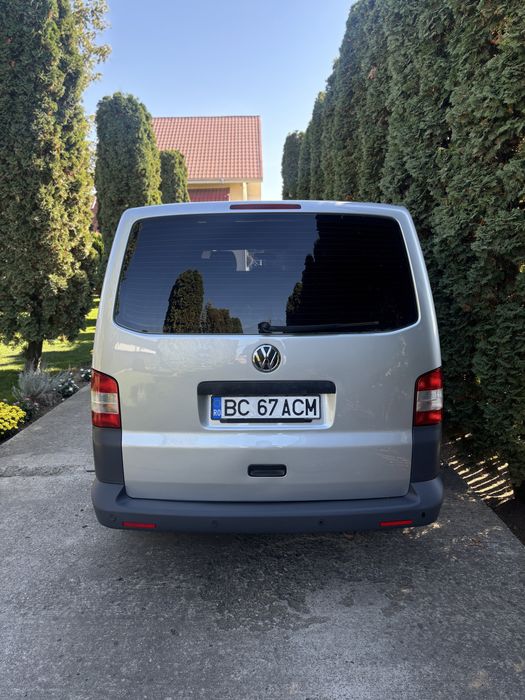 VOLKSWAGEN Transporter 2012 — imagine 4