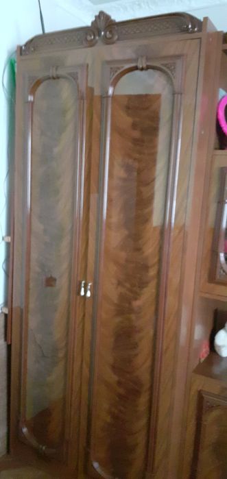 стенка в зал продам