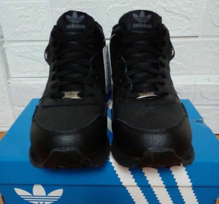 Зимние кроссовки "ADIDAS"