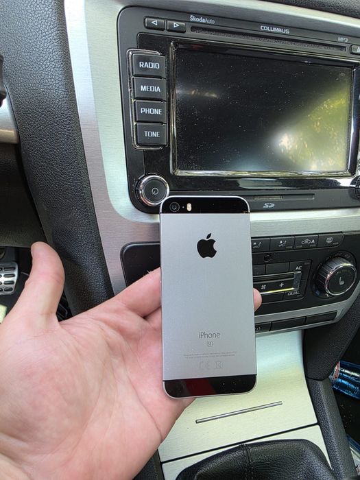 Iphone SE prima generație