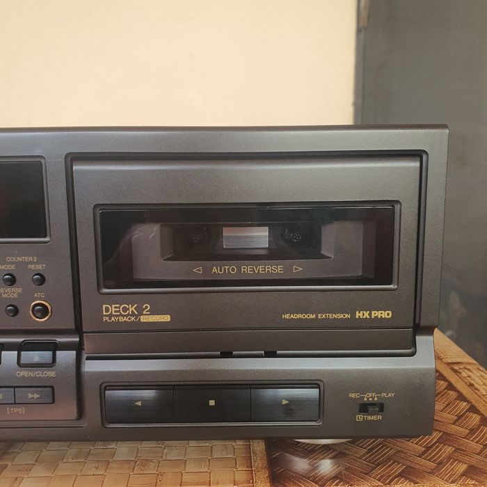 Deck technics model rs tr 777