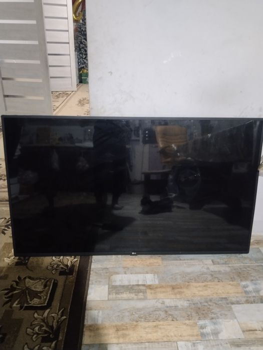 Продам Телевизор lg 55