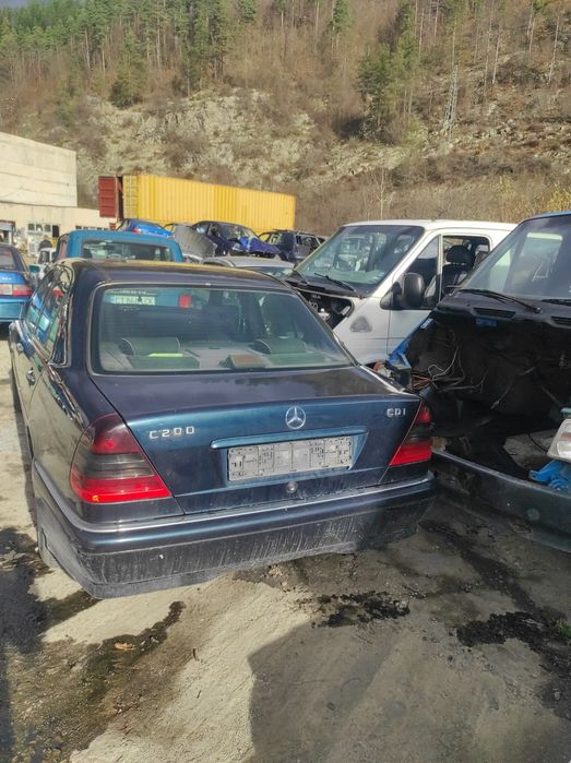 Мерцедес с 200цди mercedes C200cdi на части