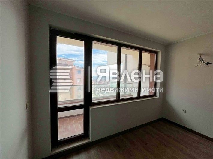 Продава се Двустаен апартамент в Варна, Виница - 74 кв.м за 1646 €/кв.м - Снимка #3