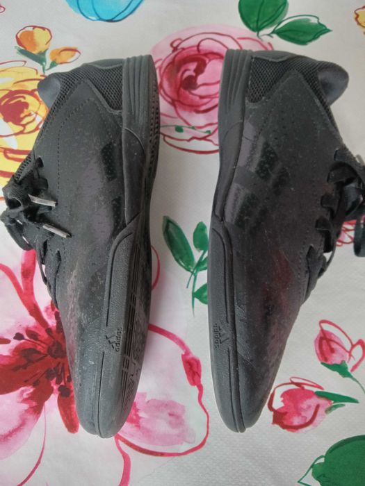 Футболни обувки Адидас 37 1/3