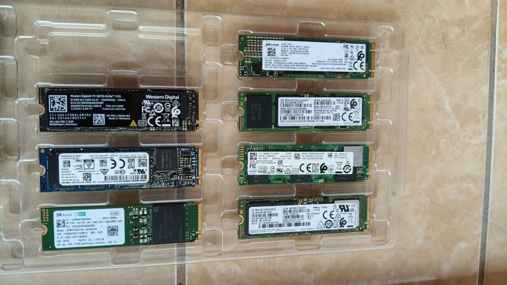 Ssd 512 Gb diferite firme