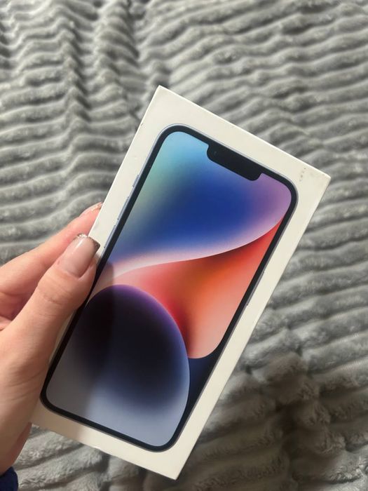 Продам iPhone 14