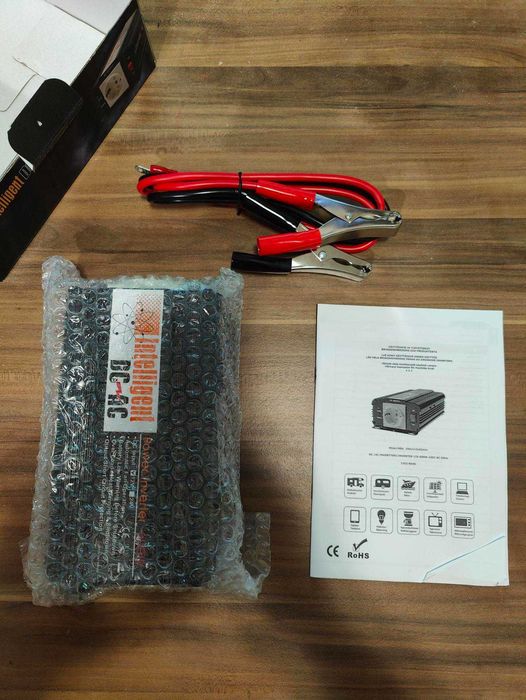 Инвертор 12V-230V, 600W/ 1500W, нов, с кабели за акумулатор