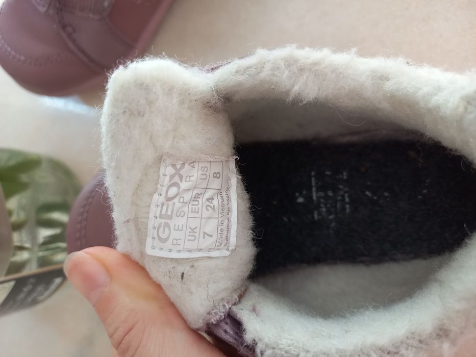 Ghete geox imblanite marimea 24
