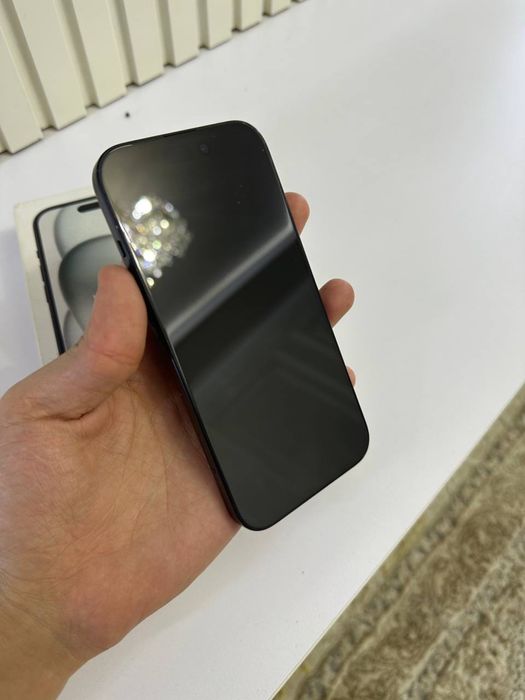 Айфон 15 срочно продается