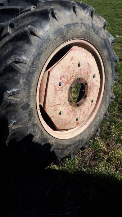 Cauciucuri tractor  12,4R28 cu jenti