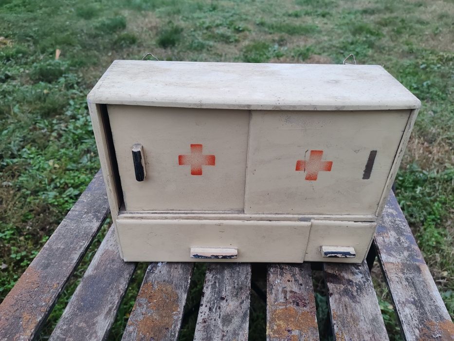 Стари катинари, клин, брадва