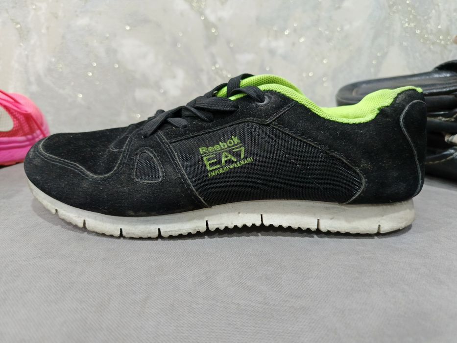 Reebok кроссовки женские