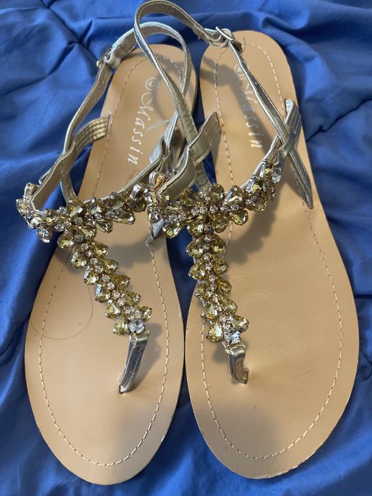 Sanda strasuri /aurii MK 41/42