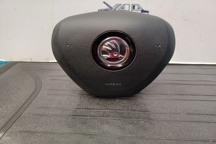 Airbag volan / sofer 5E0880201B PIESA NOUA 5E0880201B Skoda Superb 3