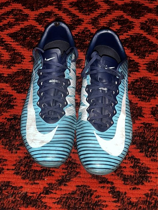 Nike. Mercuriall
