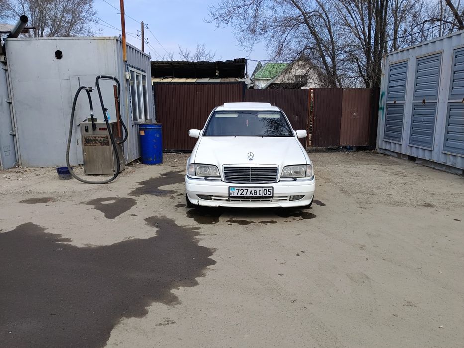 Мерседес  С 280 гв1995г
