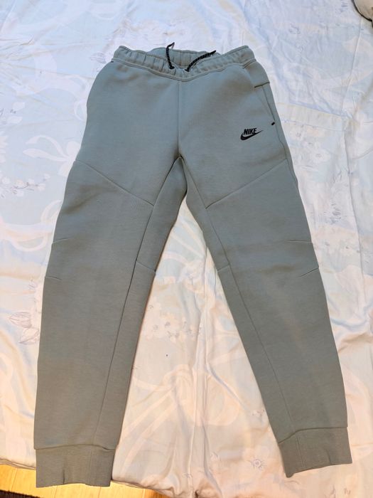 Nike tech за момчета