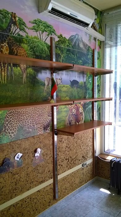 Многофункционална система от рафтове, стелажи