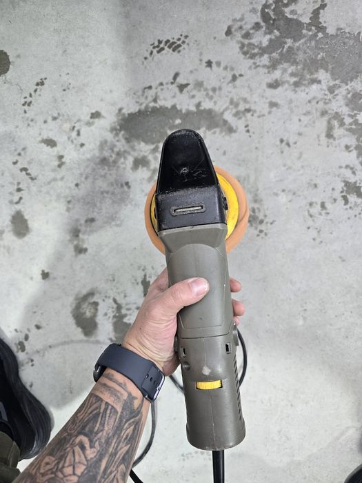 Полираща машина Torqx Random Orbital Polisher.