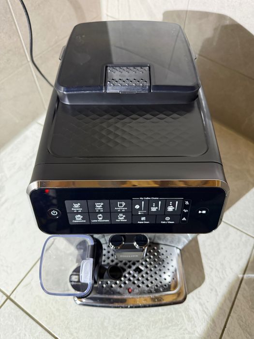 кафе машина Philips EP3246