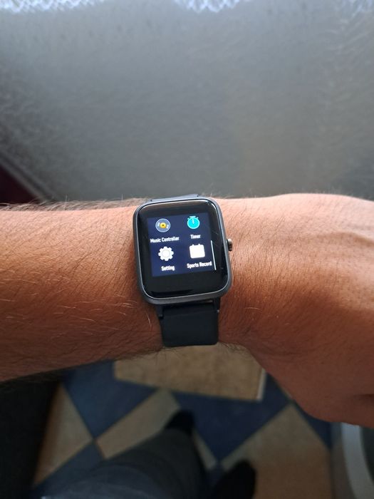 Smartwatch H76  1.57inch