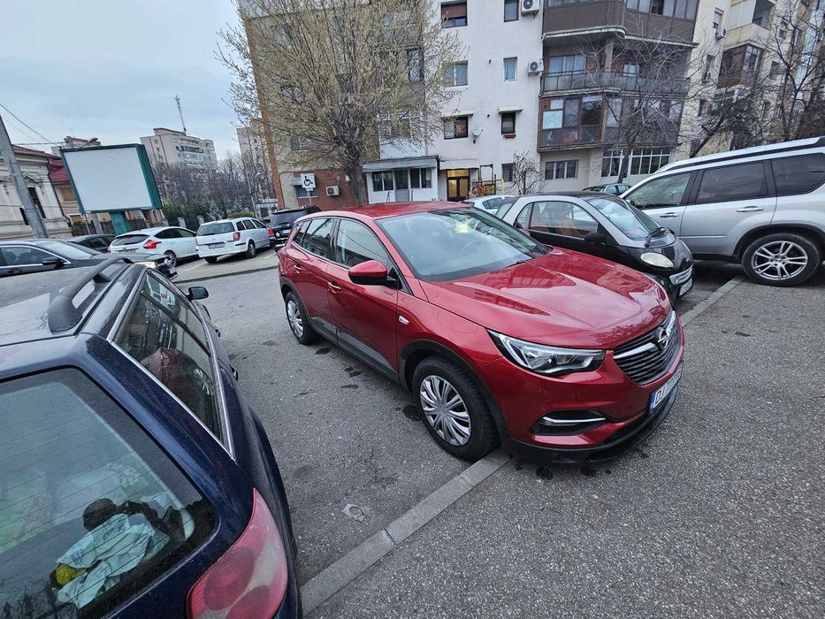 SUV Opel Grandland X Turbo 2019 1.2